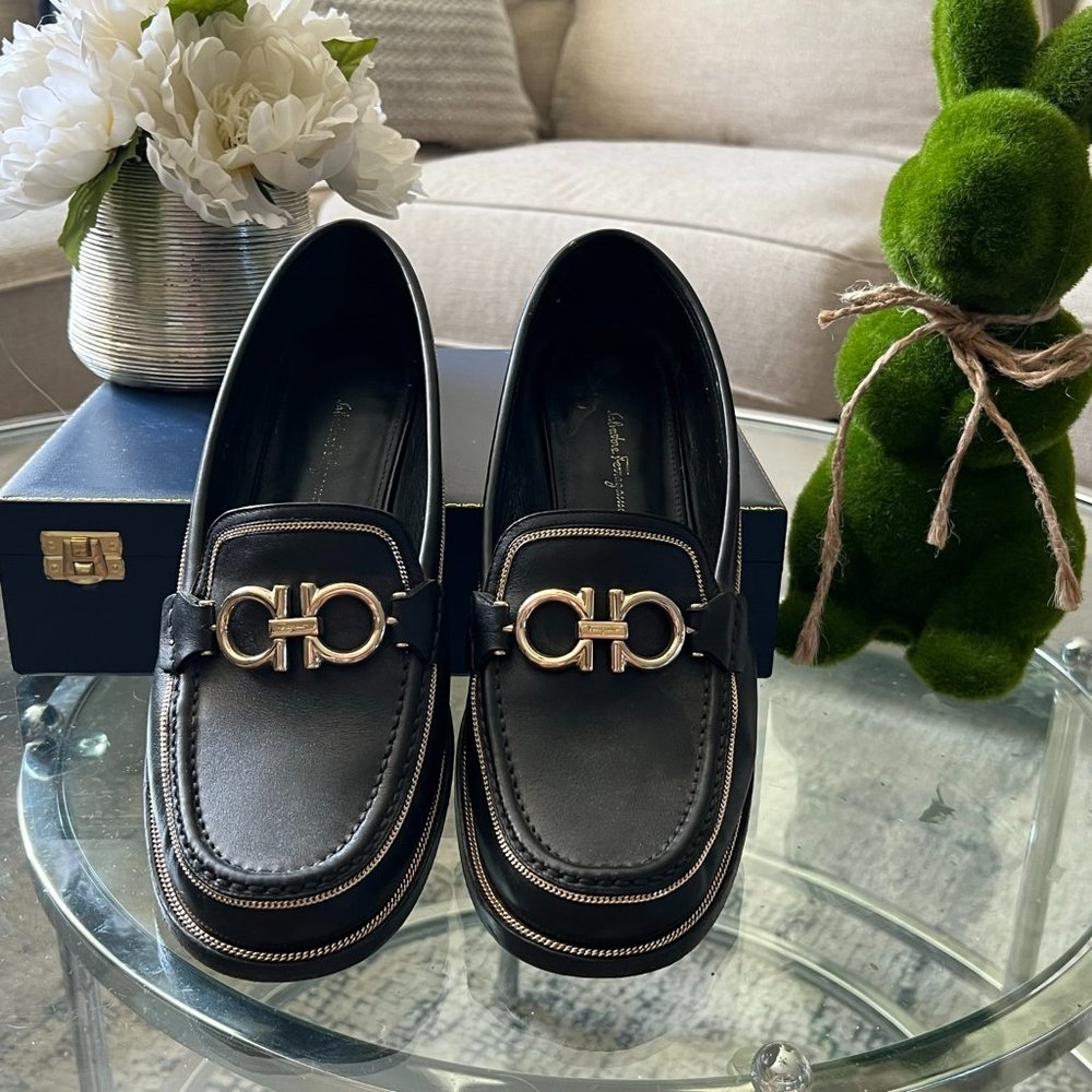 Ferragamo Women's Ofelia Gancini Loafers